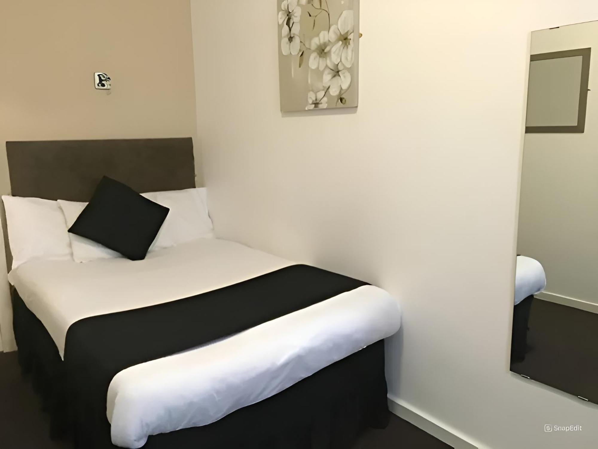 Lord Nelson Hotel Liverpool Bagian luar foto